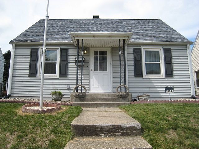 1st image of 2109 S Dorothy St
