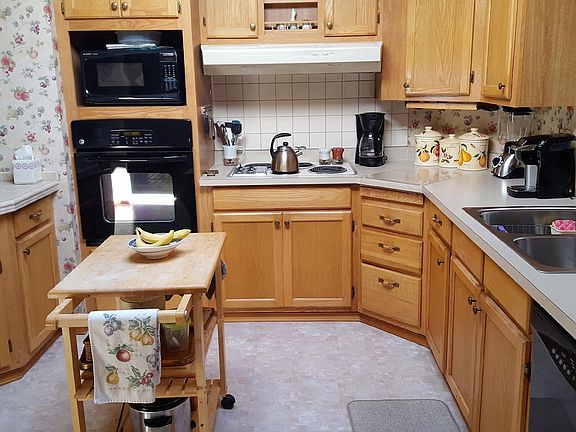 5th image of 3700 14th Ave SE Unit 79