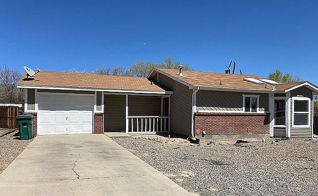 1st image of 4208 Applewood Dr