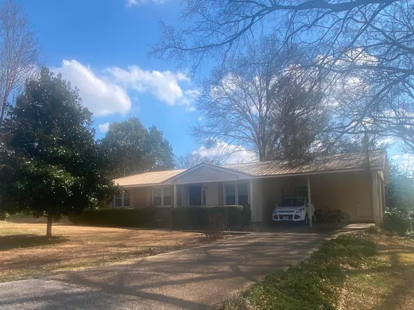 56 Glen Dr, Thorsby, AL 35171