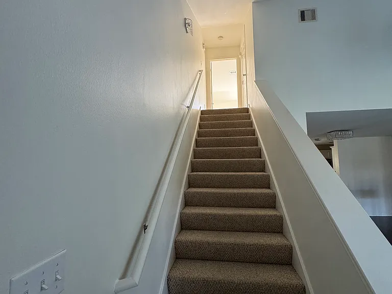 2244 Ann St — Photo 11