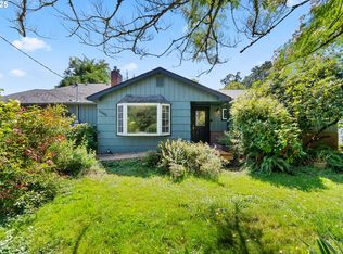 1042 Cal Young Rd, Eugene, OR 97401