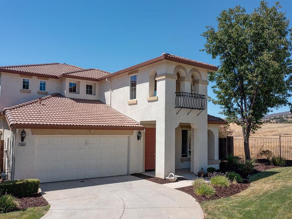 2nd image of 9544 Sarazen Ct