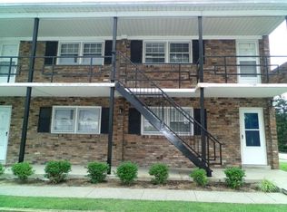 903 Collins Ln APT 9, Frankfort, KY 40601