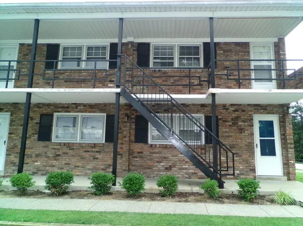903 Collins Ln APT 9, Frankfort, KY 40601