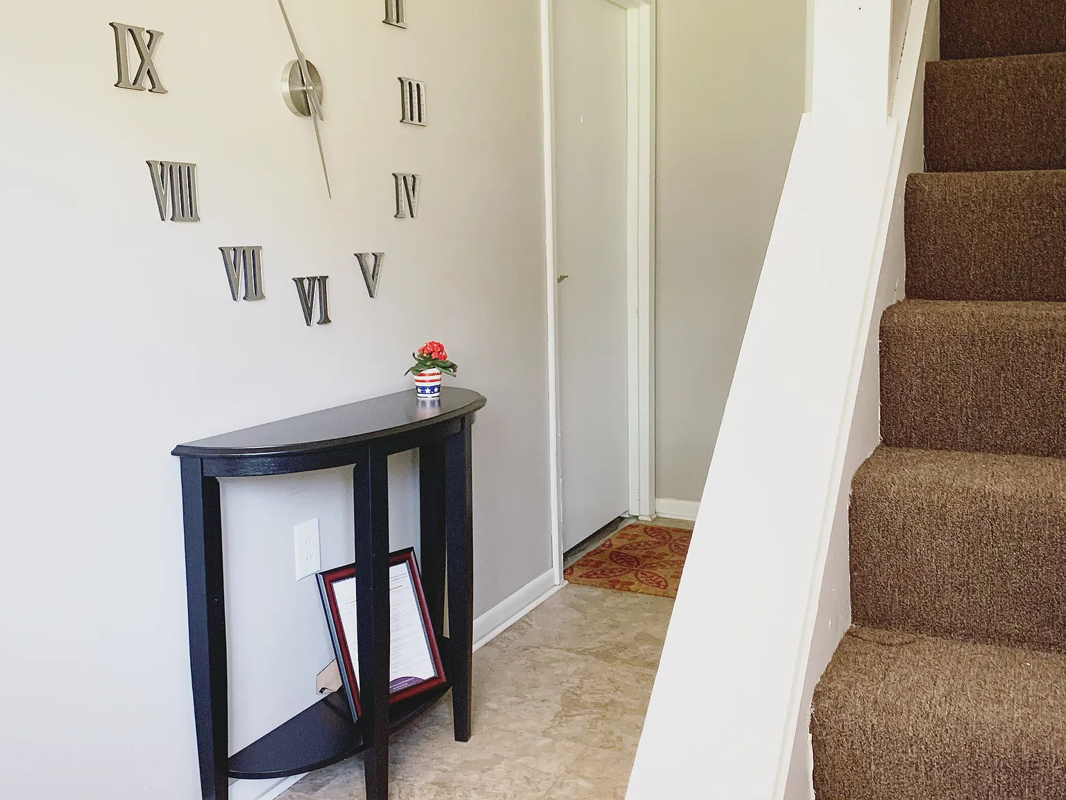 Cook Apts — Photo 2