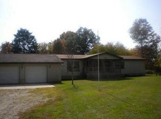 8490 Ten Mile Rd NE, Rockford, MI 49341