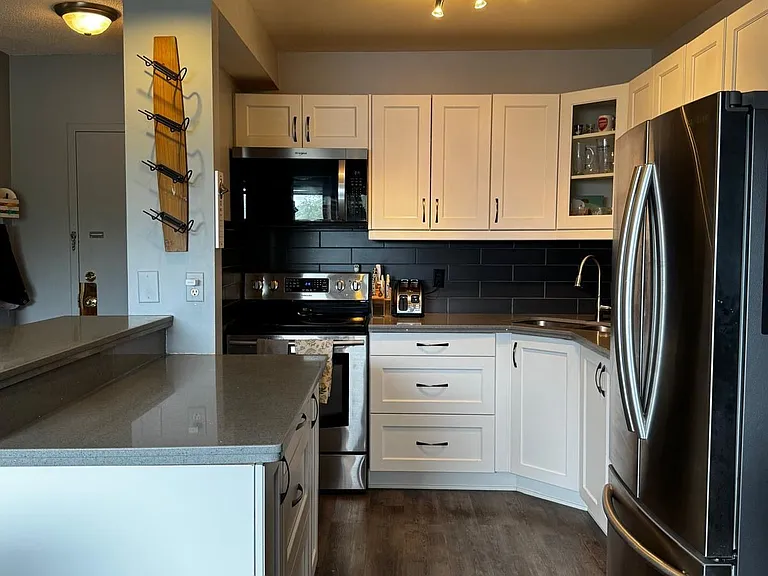 264 Oakdale Ave #309 — Photo 7