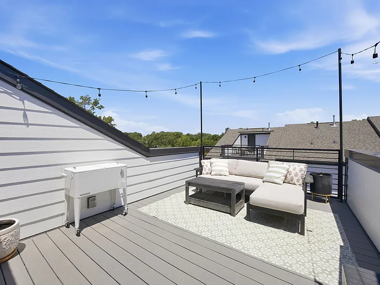 Roof Top Patio (with Bistro Lights included)