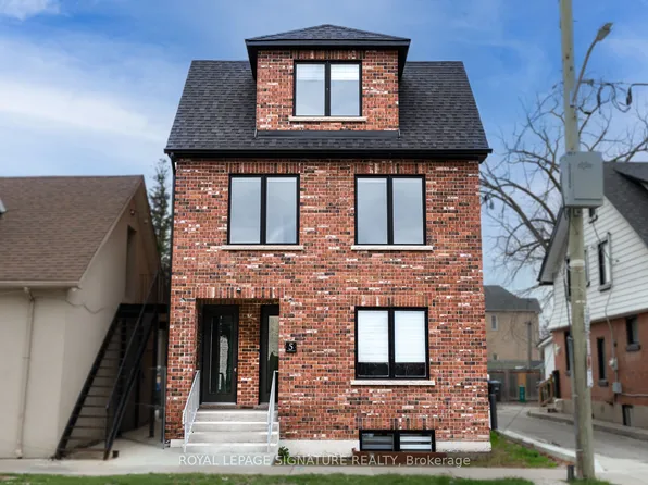 5 Mill St N #3, Brampton, ON L6X 1S5