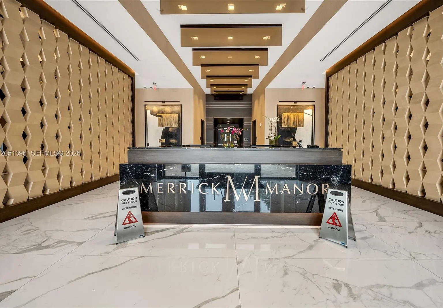 Merrick Manor Condo — Photo 3