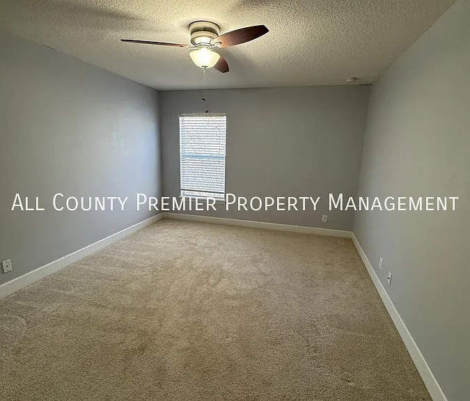203 Spalding Way — Photo 24