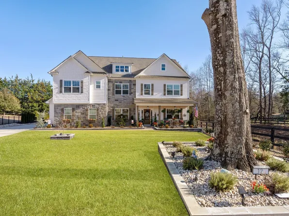 12 Peyton Ln, Simpsonville, SC 29681