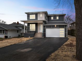 4023 N Lincoln St, Westmont, IL 60559