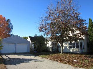 6 Demeritt St, Rochester, NH 03839