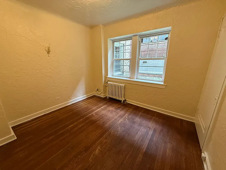 King Edward Annex Apartments — Photo 67