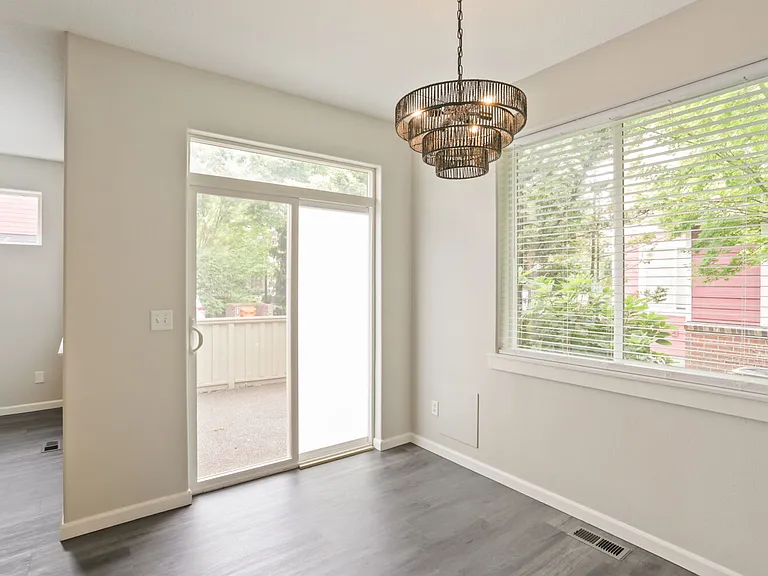 1958 NW Florence Ave #1958 — Photo 3