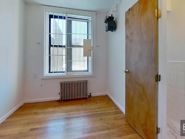 149 1st Ave, New York, NY