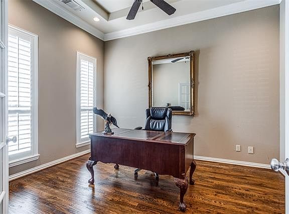 5th image of 1000 Well Meadow Ln