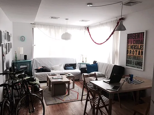 Rented by Premier Metro Realty Corp | media 13