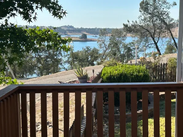 11700 Wade Ln #1, Valley Springs, CA 95252