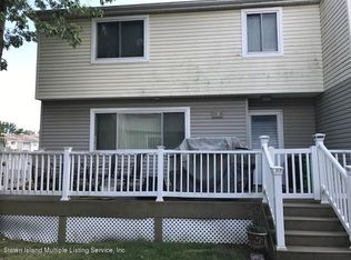 409 Willow Rd E #2, Staten Island, NY 10314