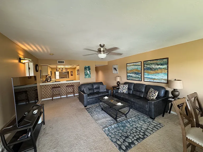 6979 Winkler Rd #336 — Photo 24