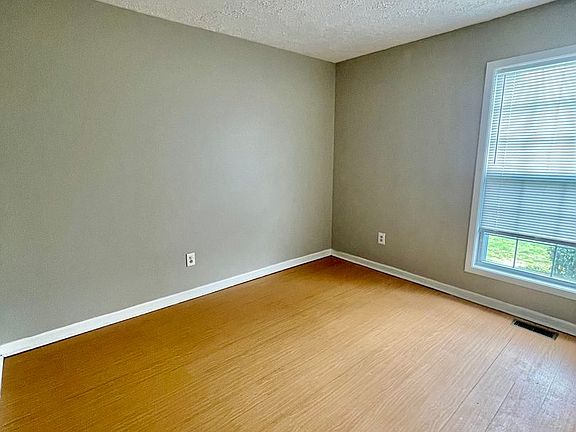 3rd image of 935 Tom Sadler Rd #A