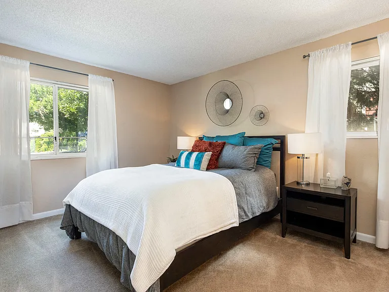 Oak Ridge Apartments — Photo 19