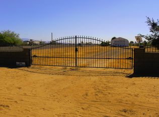 5126 W Chino Dr, Golden Valley, AZ 86413