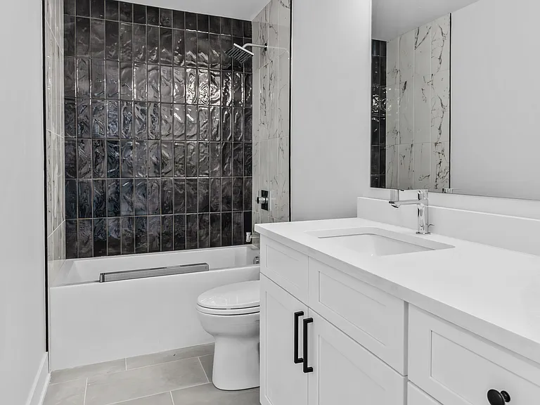 27W280 Bauer Rd — Photo 15