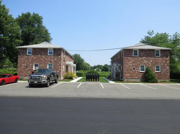 469 Corey St #C, Agawam, MA 01001