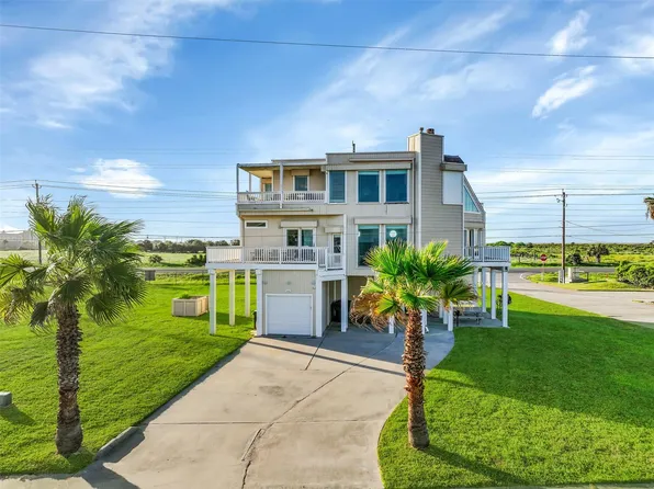 19131 Kahala Dr, Galveston, TX 77554