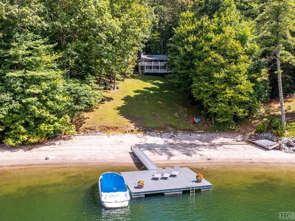 135 Summersong Lane, Cullowhee, NC 28723