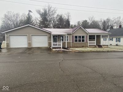 208 S Benton St, Brownstown, IN, 47220