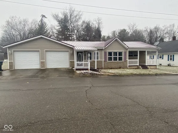 208 S Benton St, Brownstown, IN 47220