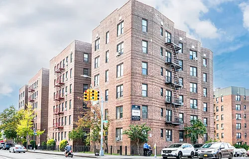 8514 Broadway #6F Photo 1
