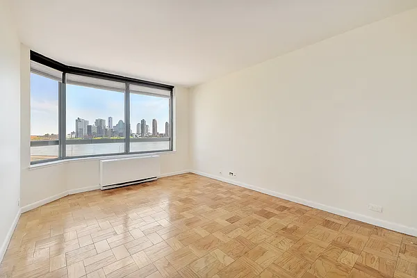 Rented by City Connections Realty | media 18