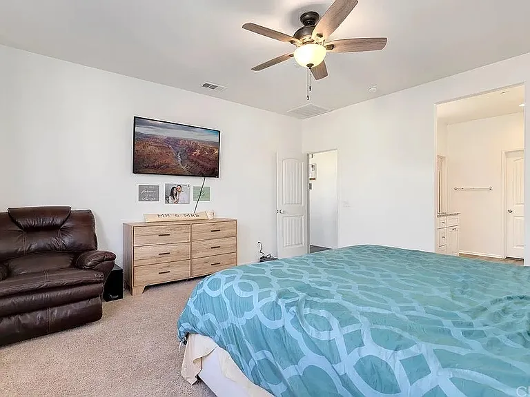 914 Haviture Way — Photo 22