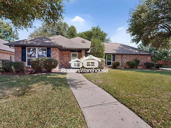 3rd image of 1211 Fairfax Dr