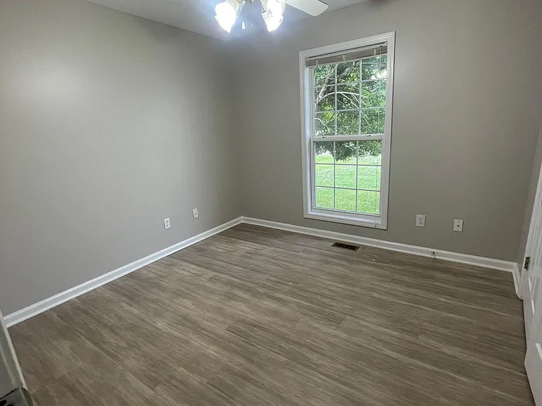 2819 Faith Ln — Photo 27