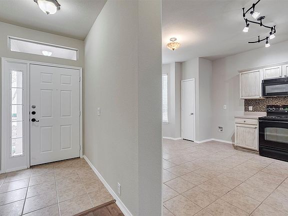 2nd image of 10652 Astor Dr