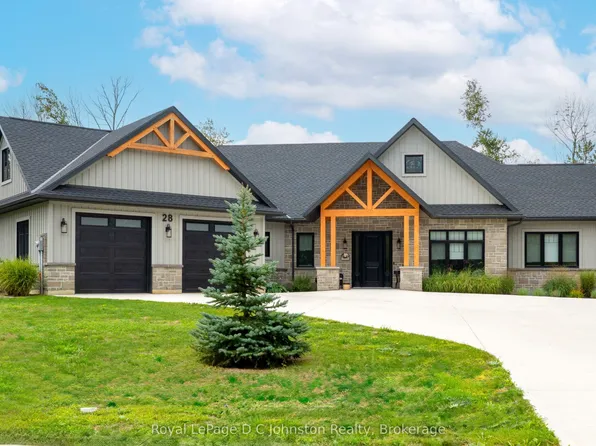 28 Lakeside Woods Cres, Saugeen Shores, ON N0H 2C6