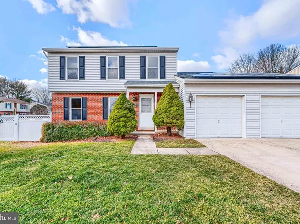 9406 Seven Courts Dr, Baltimore, MD 21236