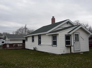 1223 S 7th St, Prairie Du Chien, WI 53821