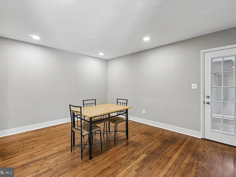 3102 Romain Ct — Photo 4