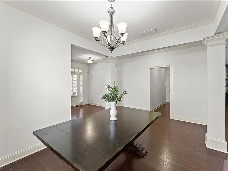 2770 Prado Ln — Photo 8