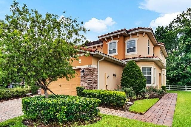 1st image of 652 Venice Pl