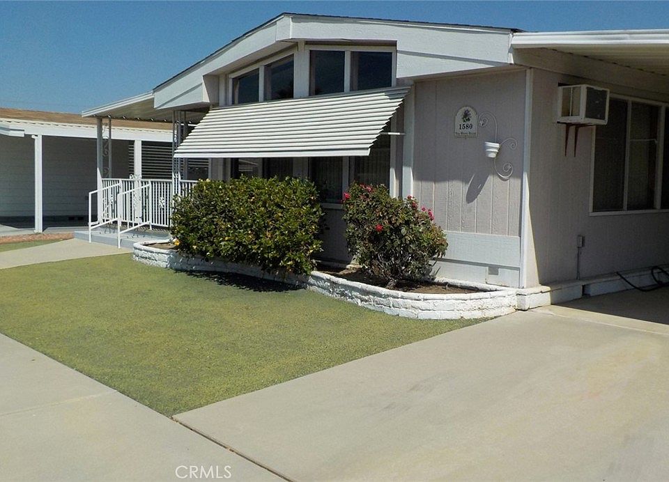 1st image of 1580 Cabrillo Dr