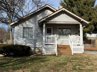 1000 Douglas St, Alton, IL 62002